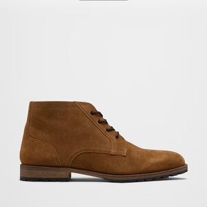 Banana Republic Factory Tan Suede Chukka Boots